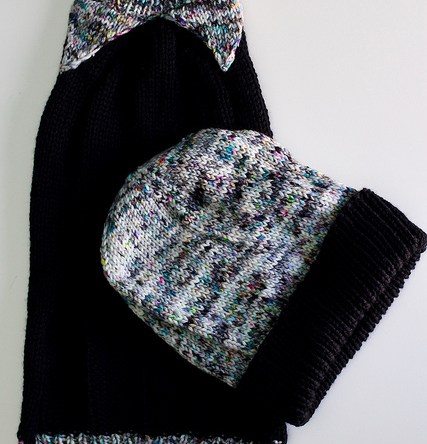 Knit dog sweater and matching hat